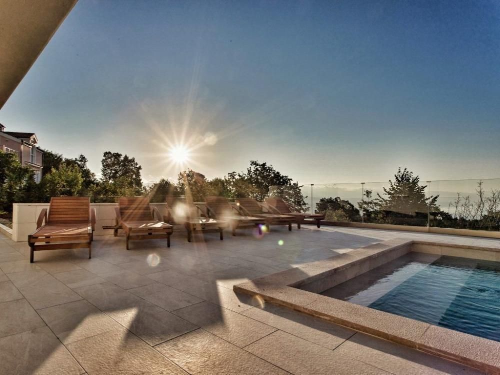 Villa à Bregi, Croatie, 320 m² - image 2