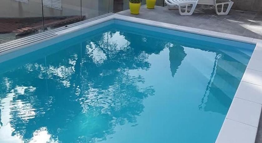 Hôtel à Mali Lošinj, Croatie, 300 m² - image 1