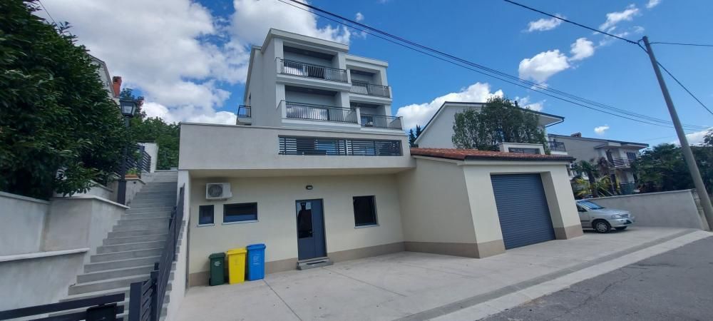 Villa en Rijeka, Croacia, 422 m² - imagen 2