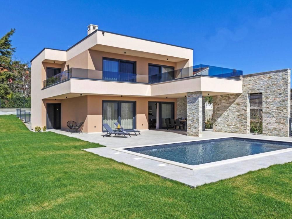 Villa à Poreč, Croatie, 220 m² - image 2