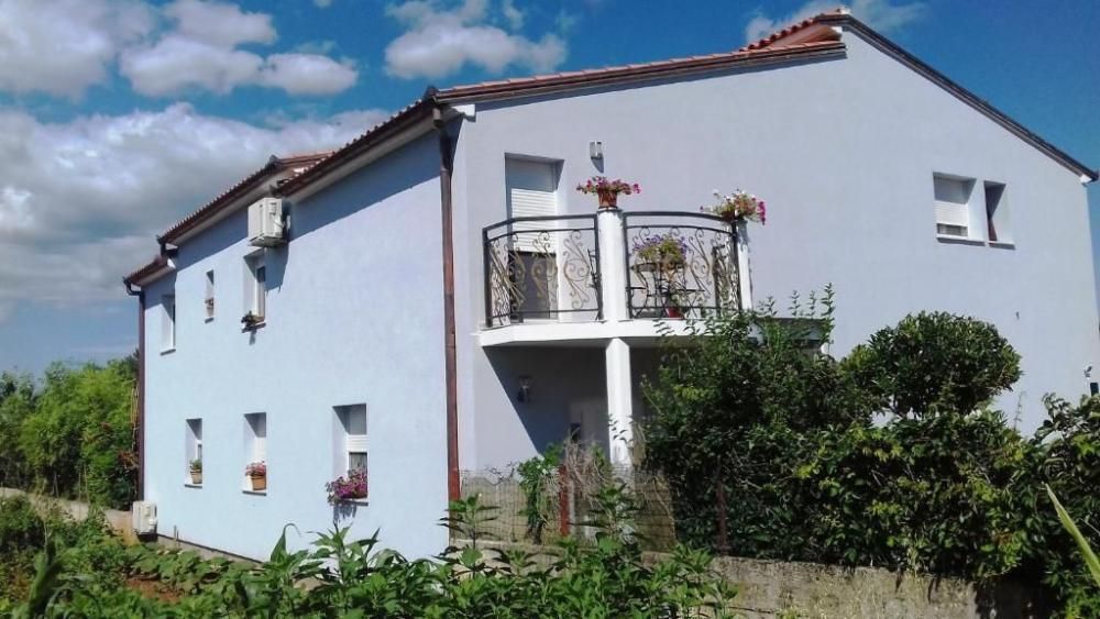 Hotel en Pula, Croacia, 360 m² - imagen 2