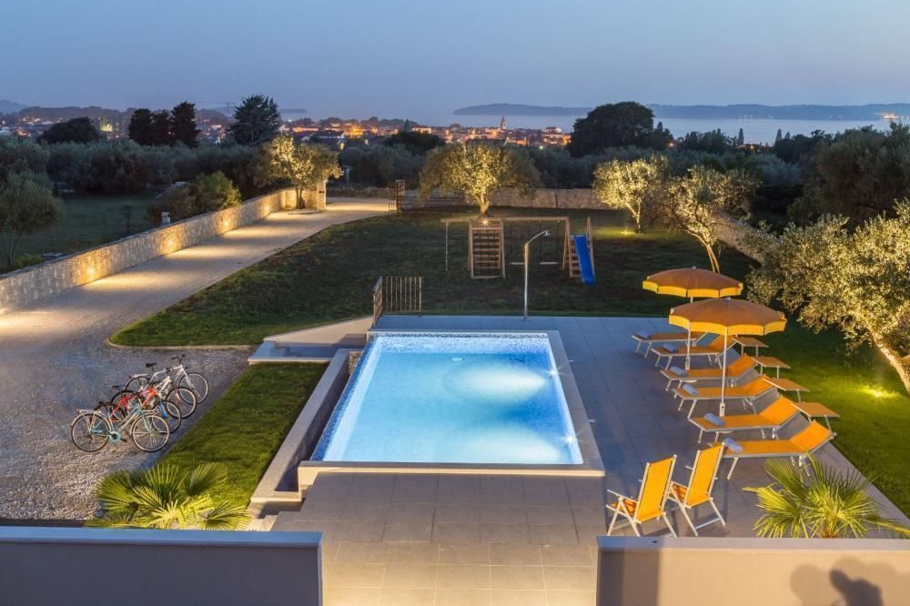 Villa à Fažana, Croatie, 180 m² - image 2