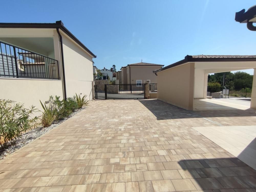 Villa en Umag, Croacia, 250 m² - imagen 2