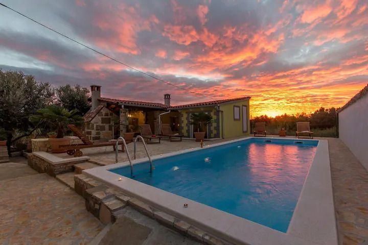 Villa a Pola, Croazia, 165 m² - foto 2