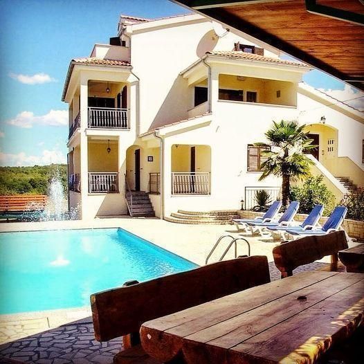 Hotel en Poreč, Croacia, 500 m² - imagen 1