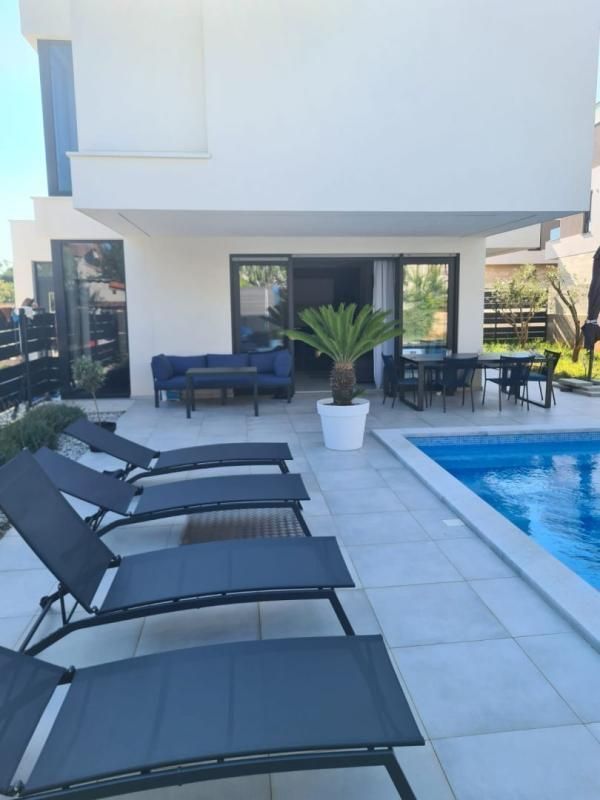 Villa in Pula, Croatia, 156 m² - picture 2