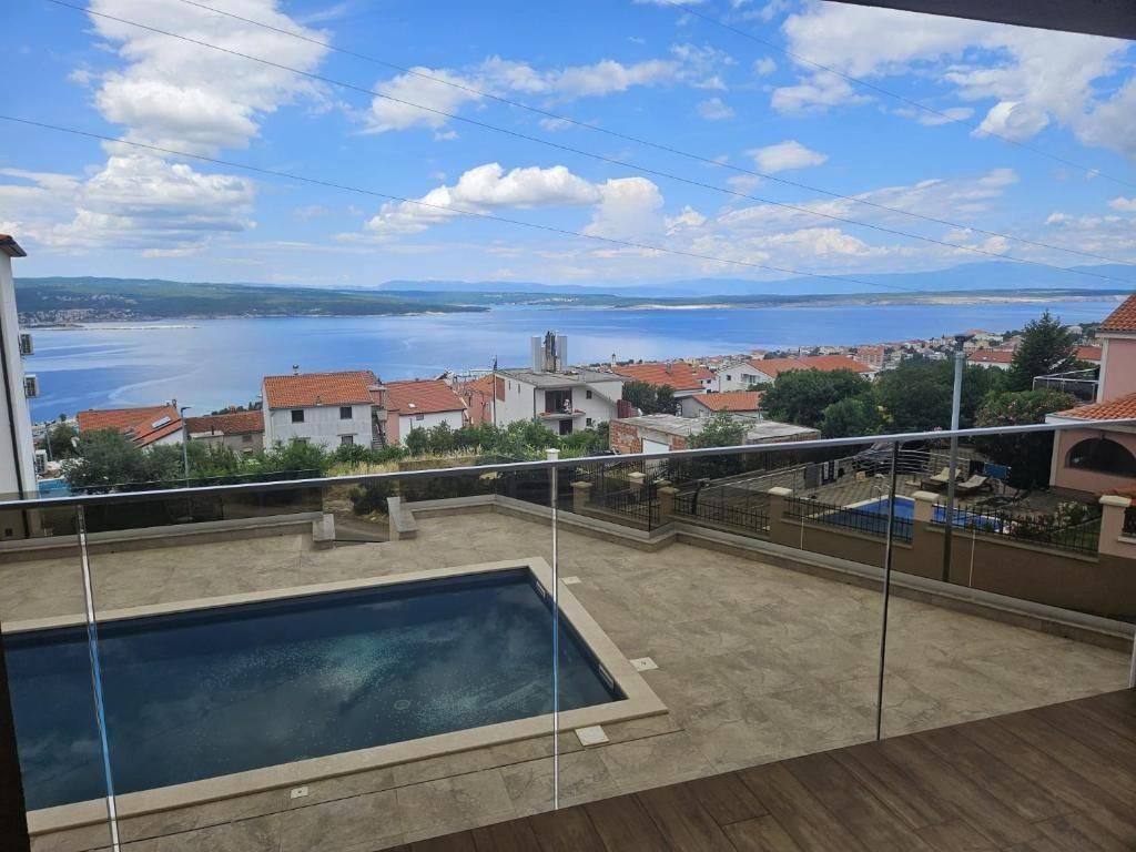 Villa à Crikvenica, Croatie, 270 m² - image 1