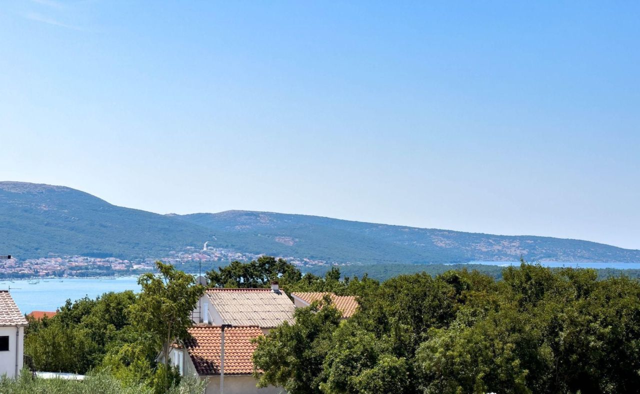 Villa on Krk, Croatia, 150 m² - picture 2