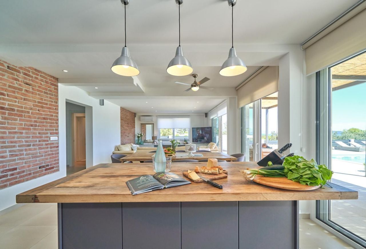 Villa en Split, Croacia, 180 m² - imagen 2