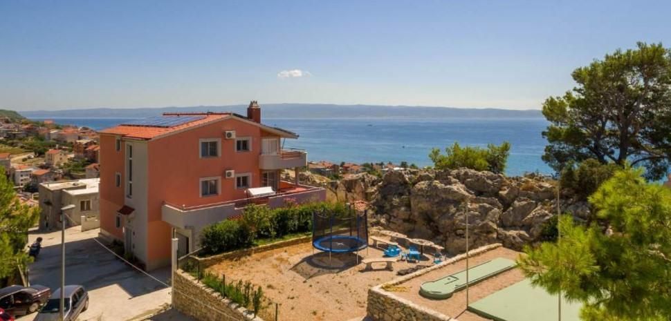 Hôtel à Podstrana, Croatie, 340 m² - image 1