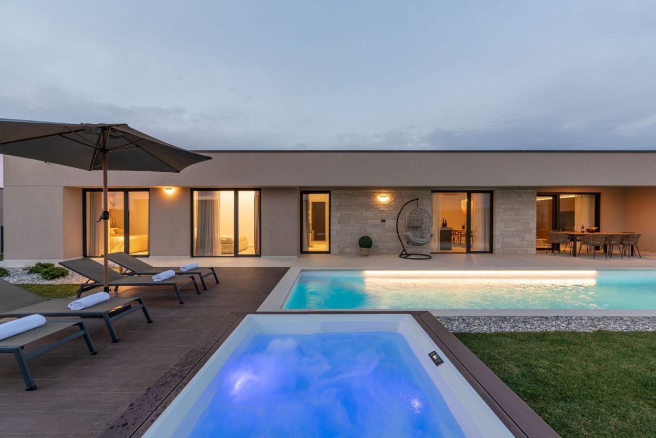 Villa in Porec, Croatia, 163 m² - picture 2