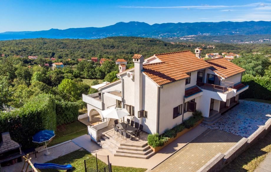 Villa Viškovo, Croatie, 476 m² - image 1