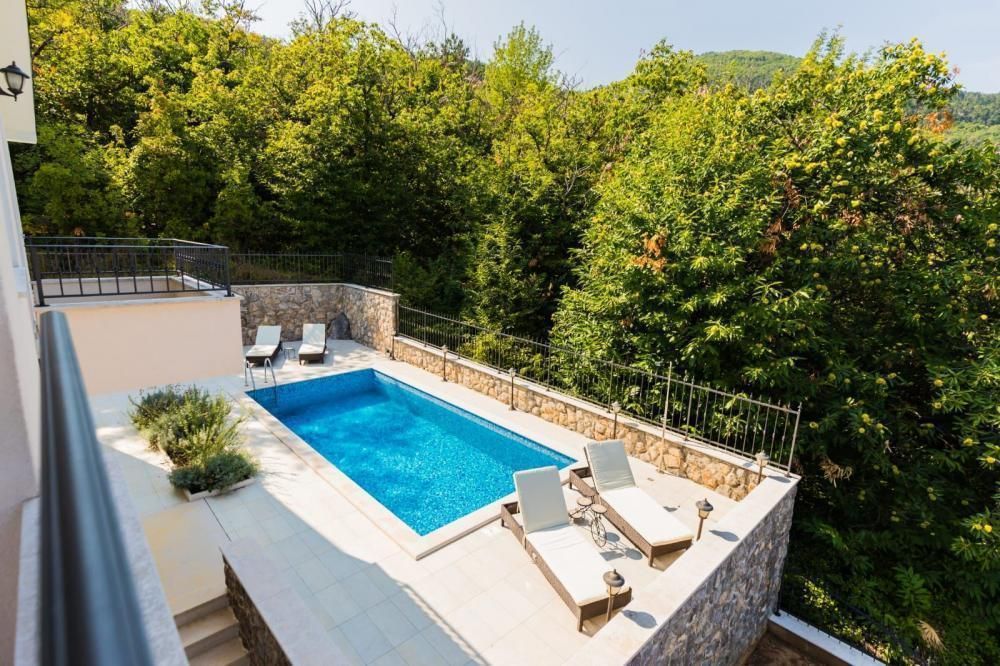 Villa in Lovran, Kroatien, 267 m² - Foto 1
