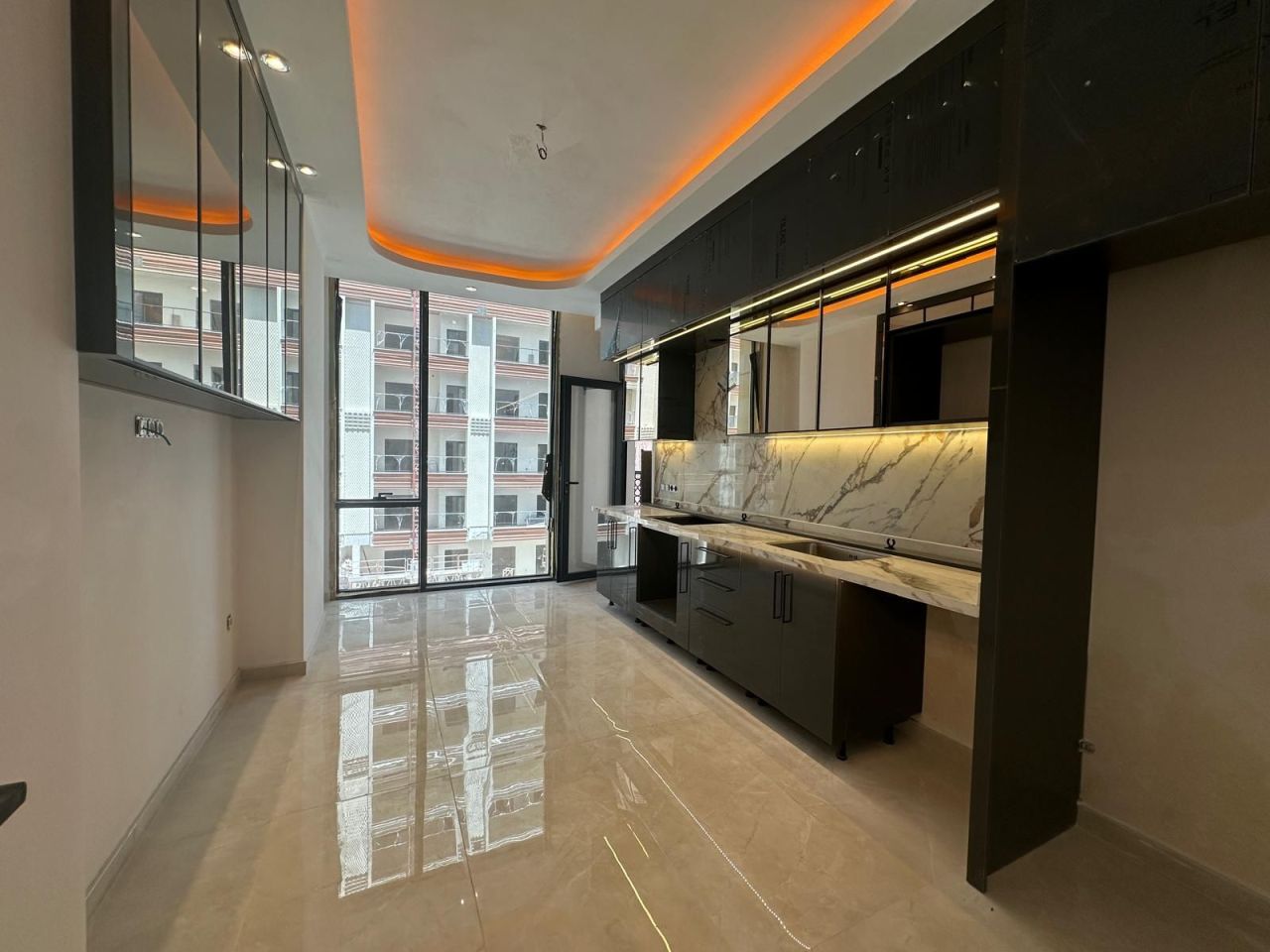 Piso en Alanya, Turquia, 201 m² - imagen 1