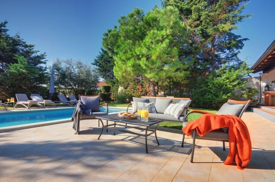 Villa in Pula, Croatia, 347 m² - picture 3