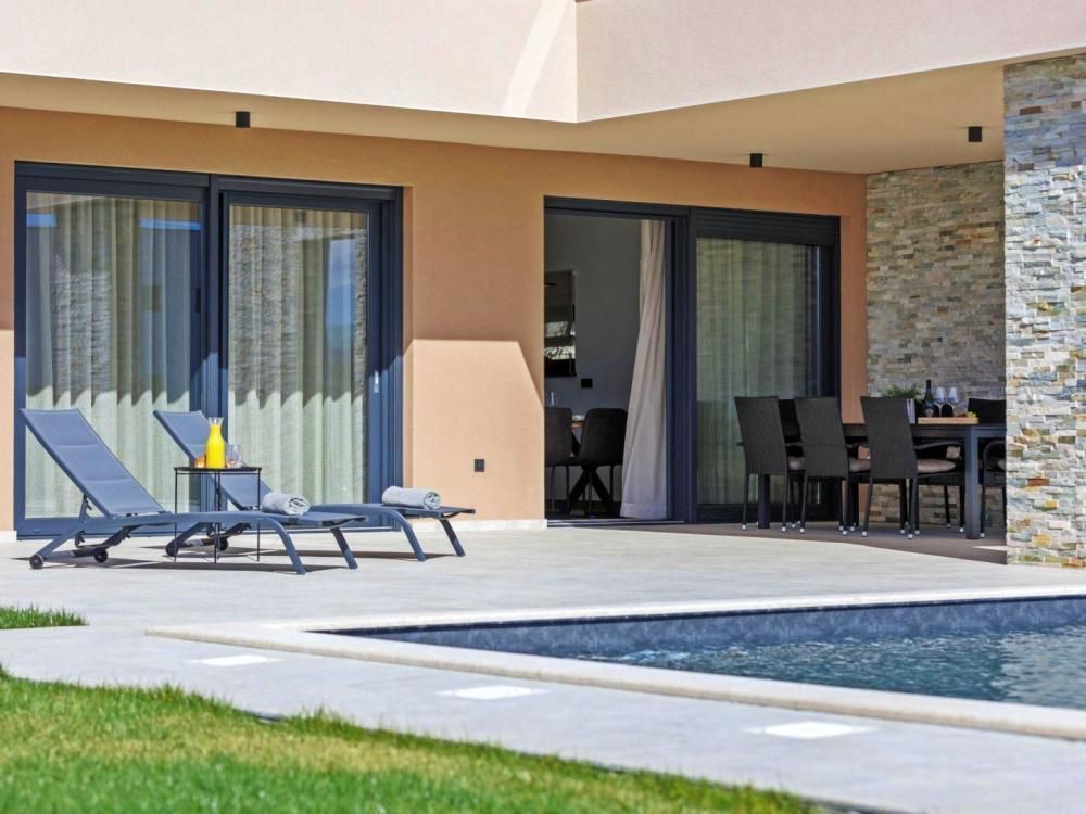 Villa à Poreč, Croatie, 220 m² - image 3