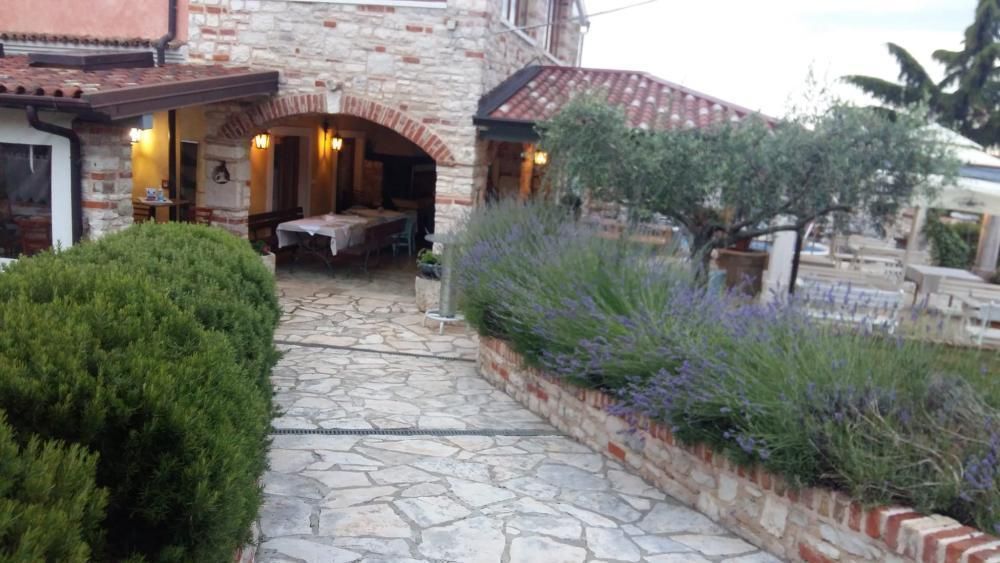 Hotel in Umag, Croatia, 800 m² - picture 2