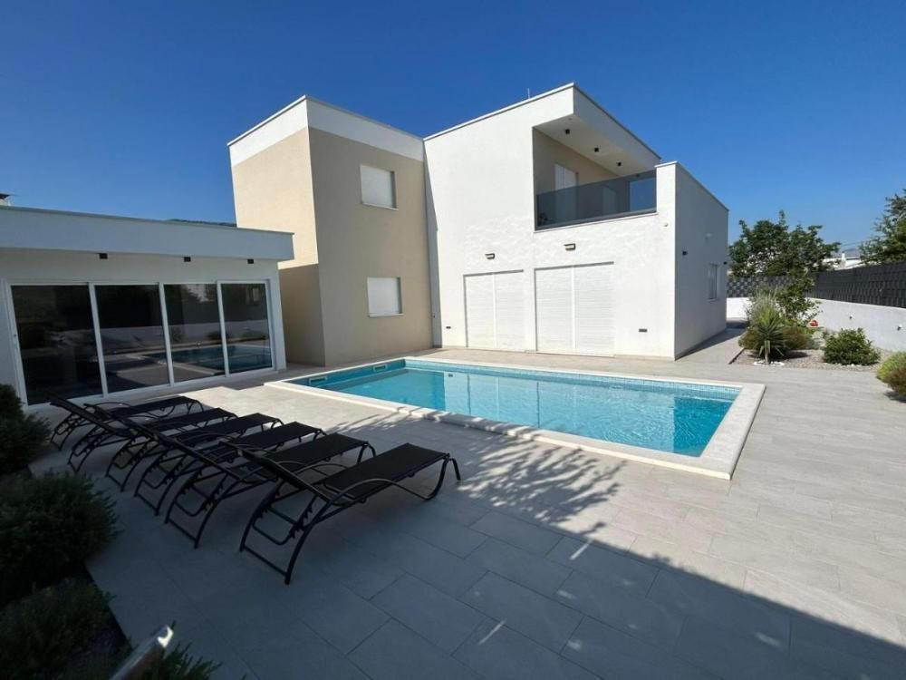 Villa in Split, Croatia, 200 m² - picture 3