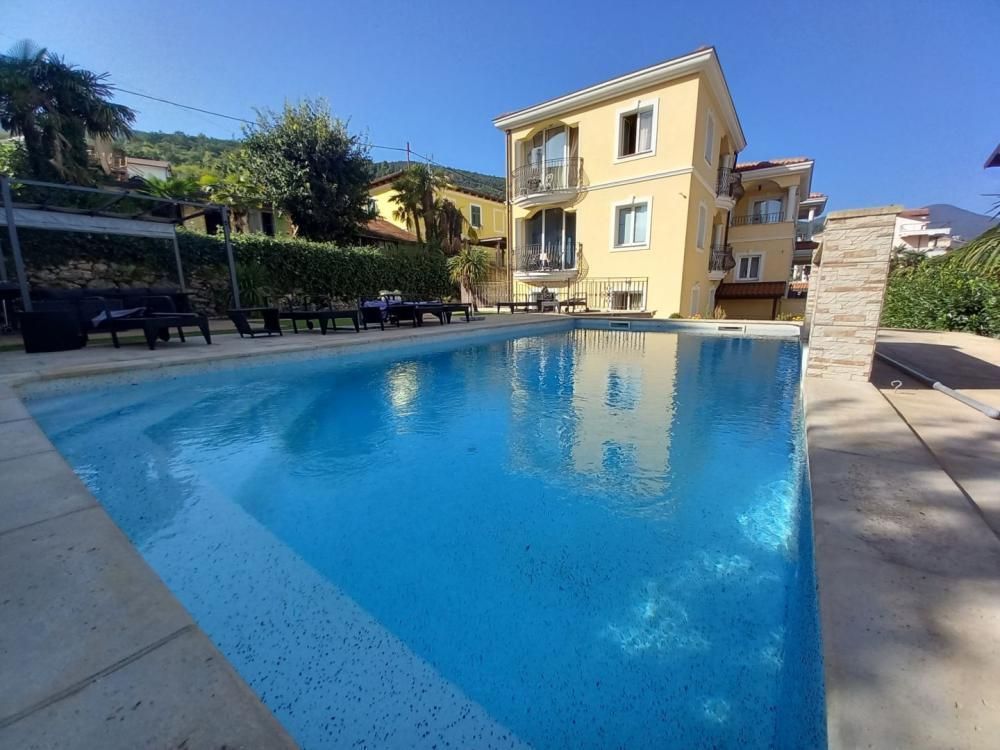 Villa en Lovran, Croacia, 625 m² - imagen 3