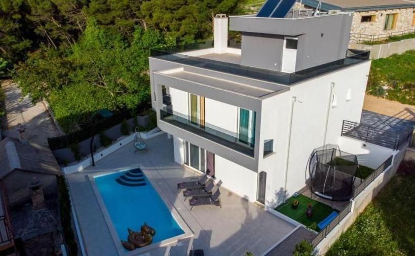 Villa in Baska Voda, Croatia, 254 m² - picture 3