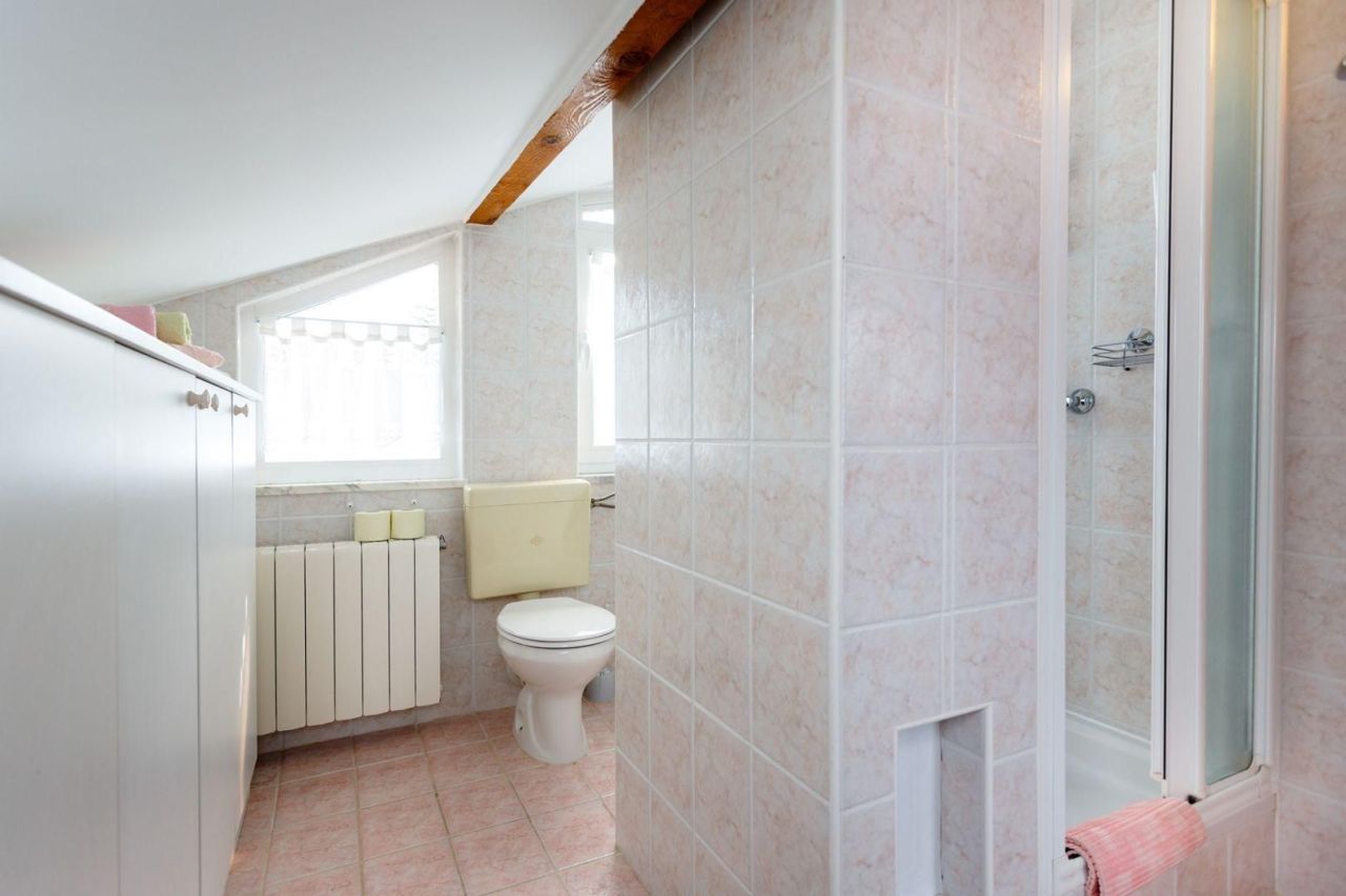 Hotel, albergo a Malinsca-Dobasnizza, Croazia, 300 m² - foto 3