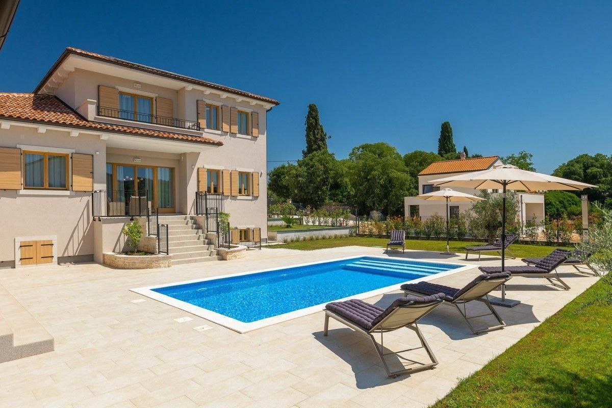Villa à Rovinj, Croatie, 438 m² - image 3