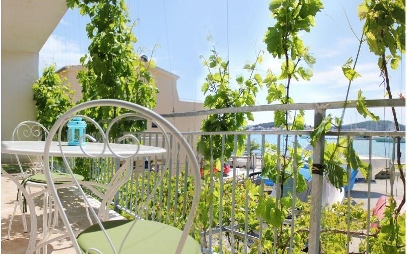 Hôtel à Rogoznica, Croatie, 239 m² - image 1