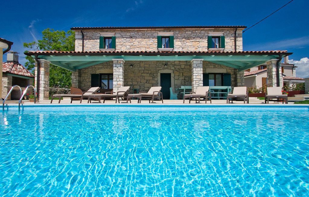 Villa en Tinjan, Croacia, 250 m² - imagen 3