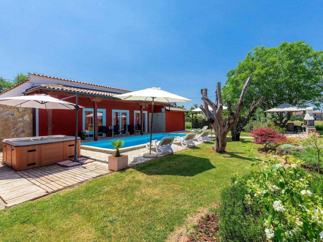 Villa à Buje, Croatie, 382 m² - image 3