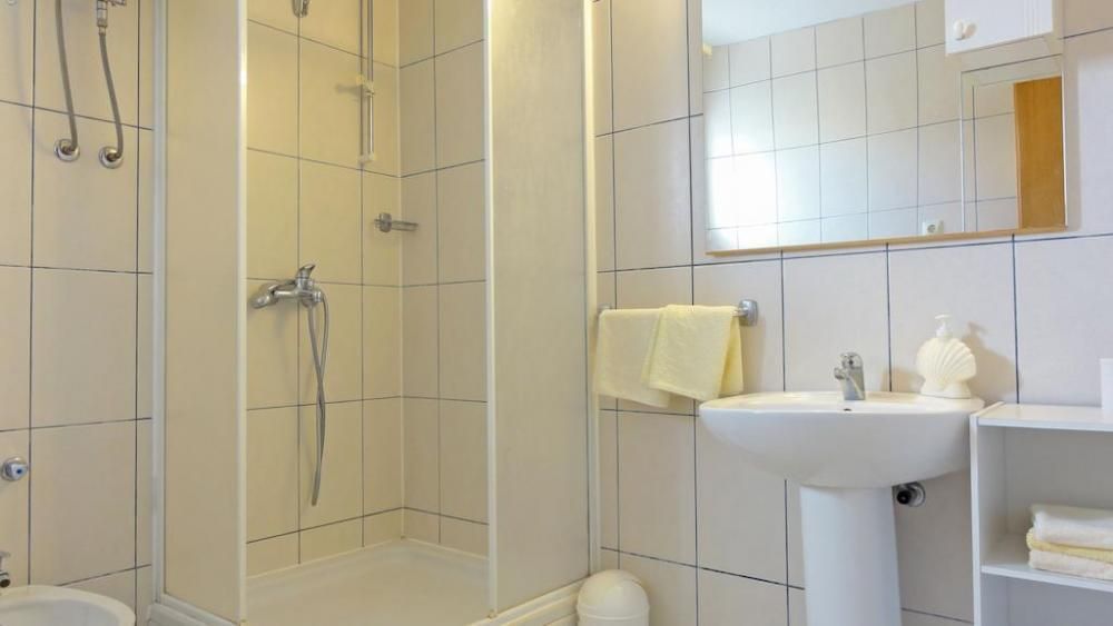 Hotel in Rogoznica, Kroatien, 900 m² - Foto 1