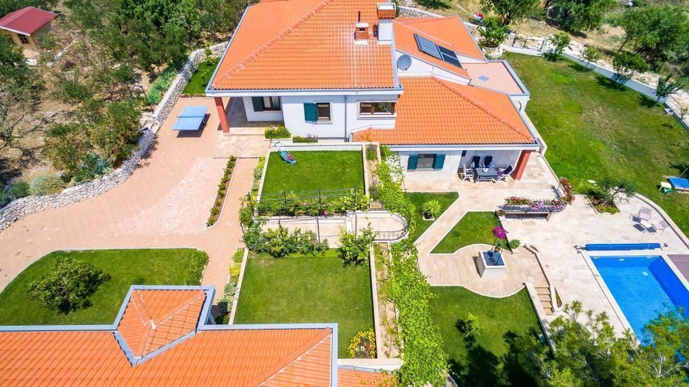 Villa à Trogir, Croatie, 690 m² - image 4