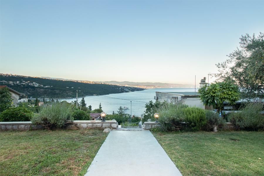 Hotel in Opatija, Croatia, 170 m² - picture 4