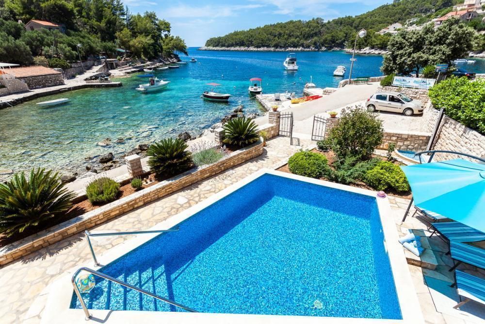 Villa on Korcula island, Croatia, 460 m² - picture 4