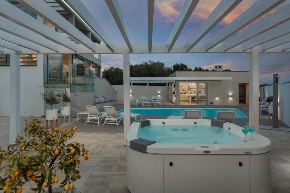 Hotel en Bibinje, Croacia, 300 m² - imagen 4