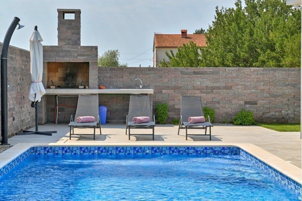 Villa in Pula, Croatia, 145 m² - picture 4