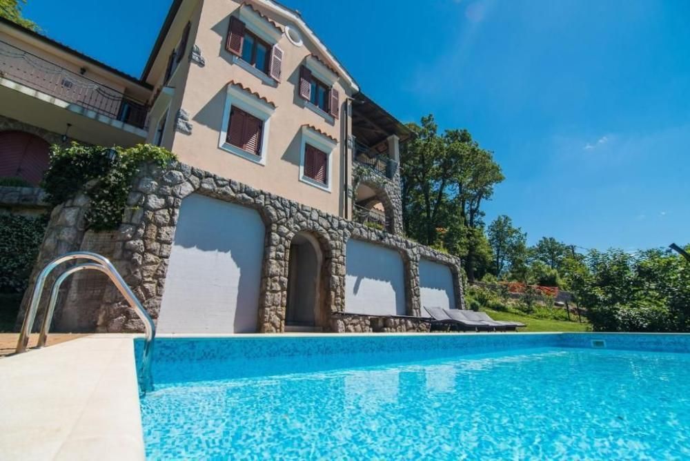 Villa in Opatija, Croatia, 290 m² - picture 4