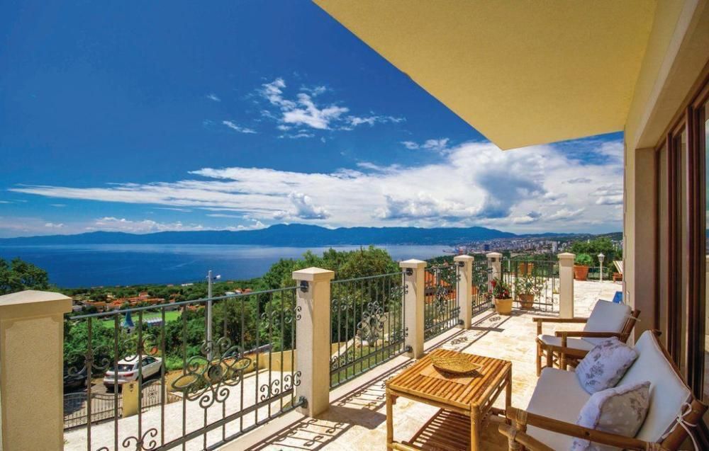 Villa Kostrena, Croacia, 250 m² - imagen 4
