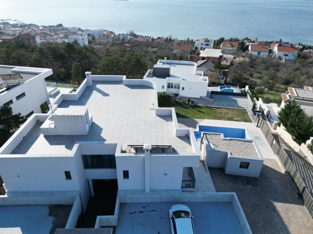 Villa à Crikvenica, Croatie, 390 m² - image 4