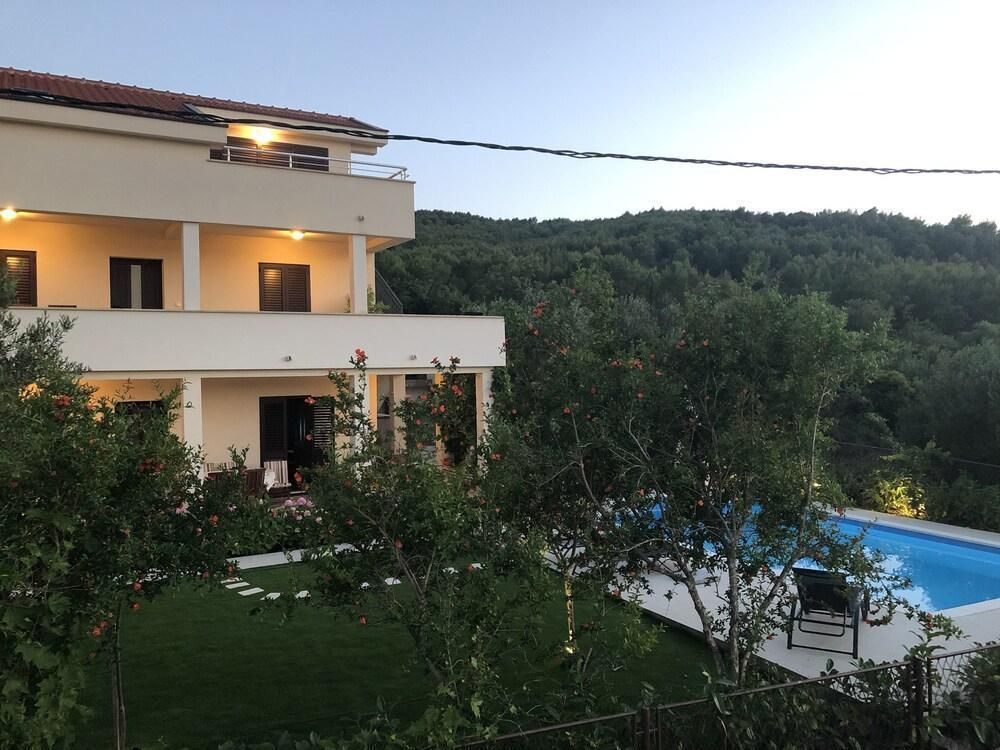 Hotel en Ciovo, Croacia, 300 m² - imagen 4