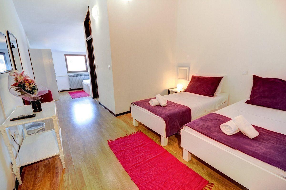 Hotel en Pula, Croacia, 975 m² - imagen 4