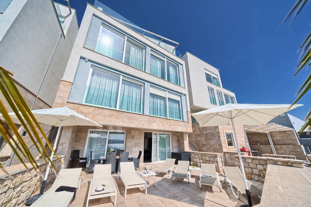 Villa on Ciovo, Croatia, 300 m² - picture 4