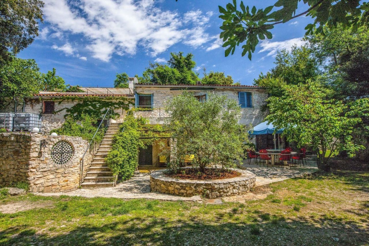 Villa in Pula, Kroatien, 258 m² - Foto 4