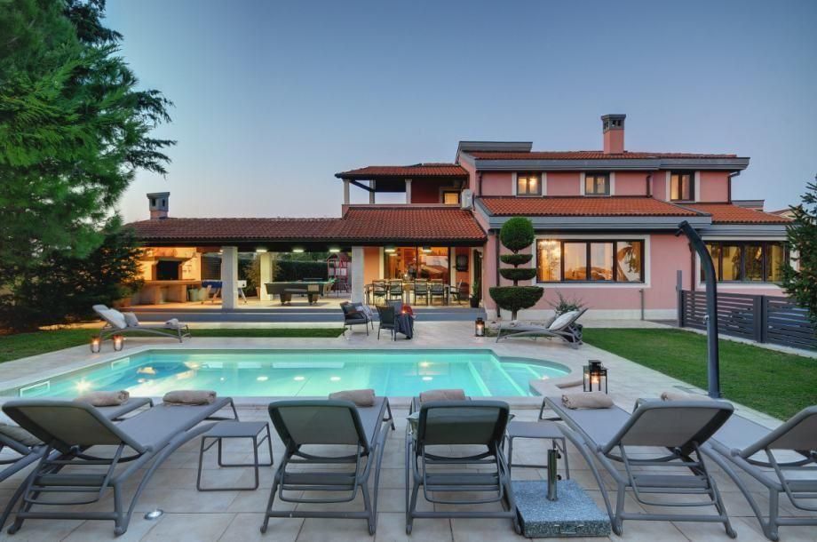 Villa in Pula, Croatia, 347 m² - picture 5