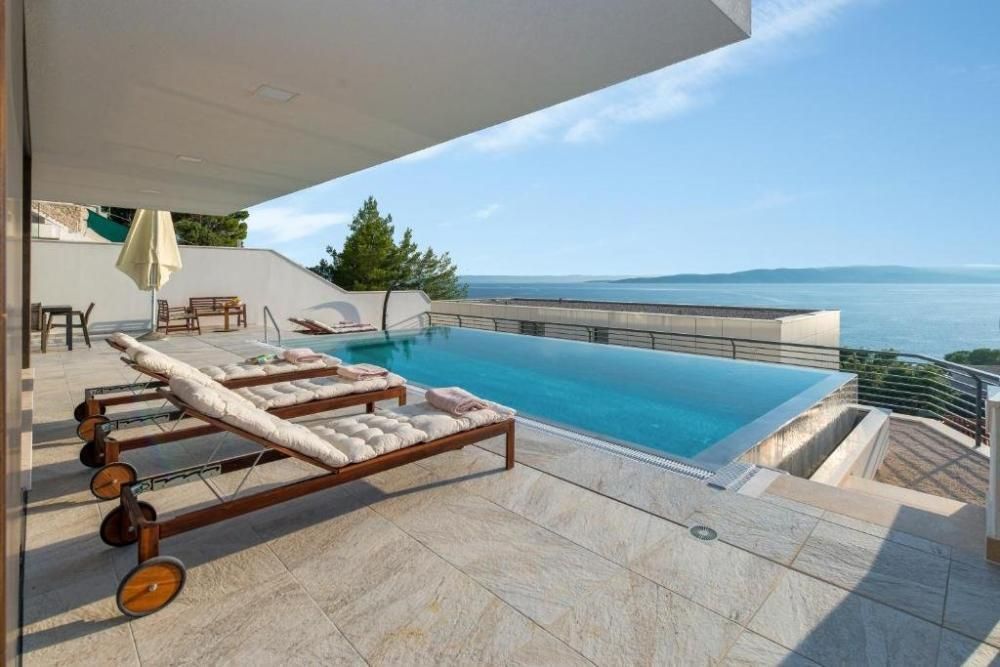 Villa dans Baška Voda, Croatie, 480 m² - image 5