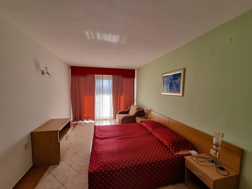 Hotel in Novi Vinodolski, Croatia, 583 m² - picture 5