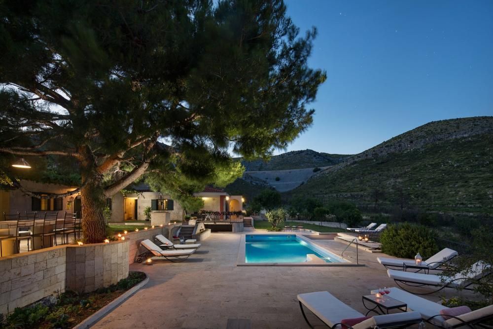 Villa à Trogir, Croatie, 690 m² - image 6