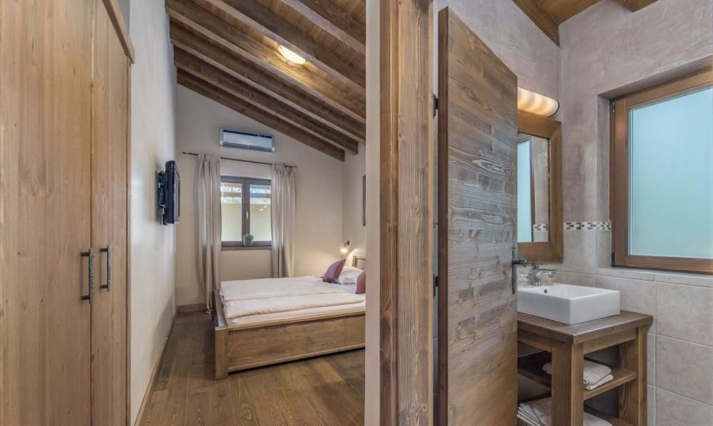 Villa à Svetvincenat, Croatie, 1 447 m² - image 6