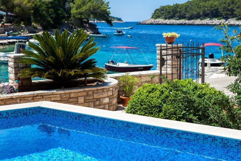 Villa on Korcula island, Croatia, 460 m² - picture 6
