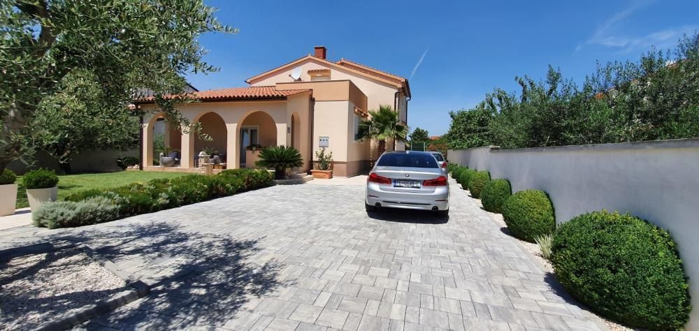 Villa in Medulin, Croatia, 300 m² - picture 6