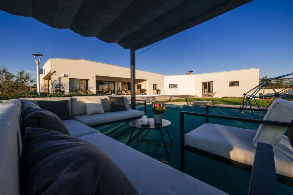 Villa Smoković, Zemunik Donji, Croacia, 350 m² - imagen 6